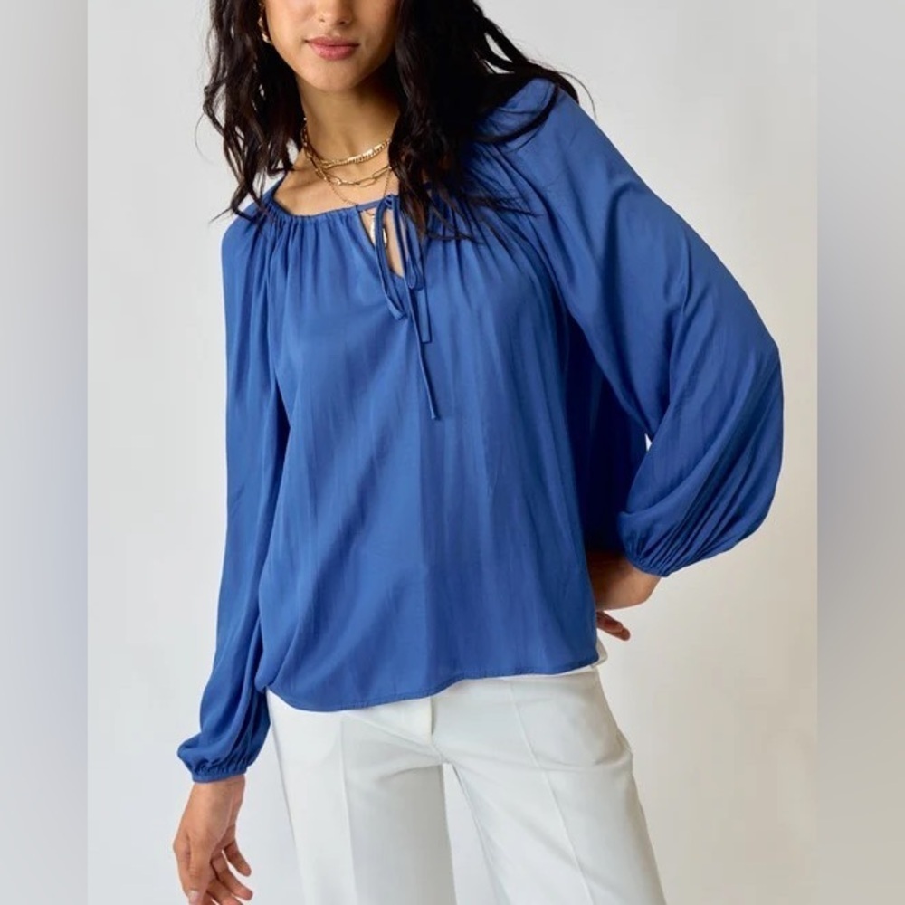 BANANA REPUBLIC Shirred Tie Front Cornflower Blue Blouse Size XS